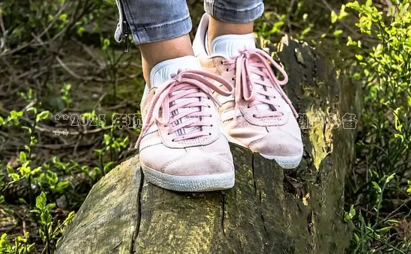 意昂平台注册入口百度游戏开放平台**2023 年顶级黑色运动鞋：男士潮男必备
**