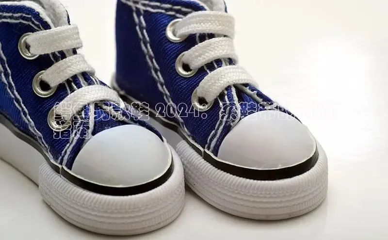 意昂体育官网入口观星盘鳄鱼男款鞋 2024：系鞋带的时尚
指南