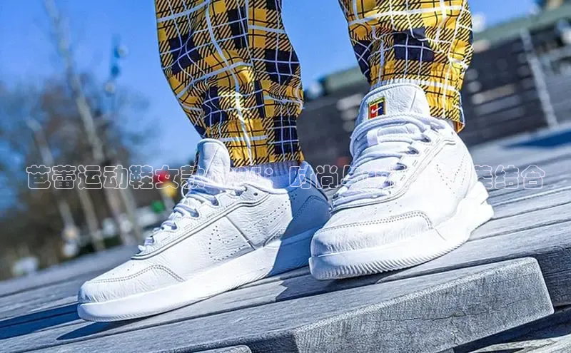 意昂体育中文在线芭蕾运动鞋女款2025：时尚与优雅的完美结合