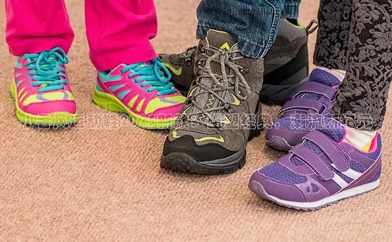 小香风运动鞋2025新款：重塑经典，潮流新纪元